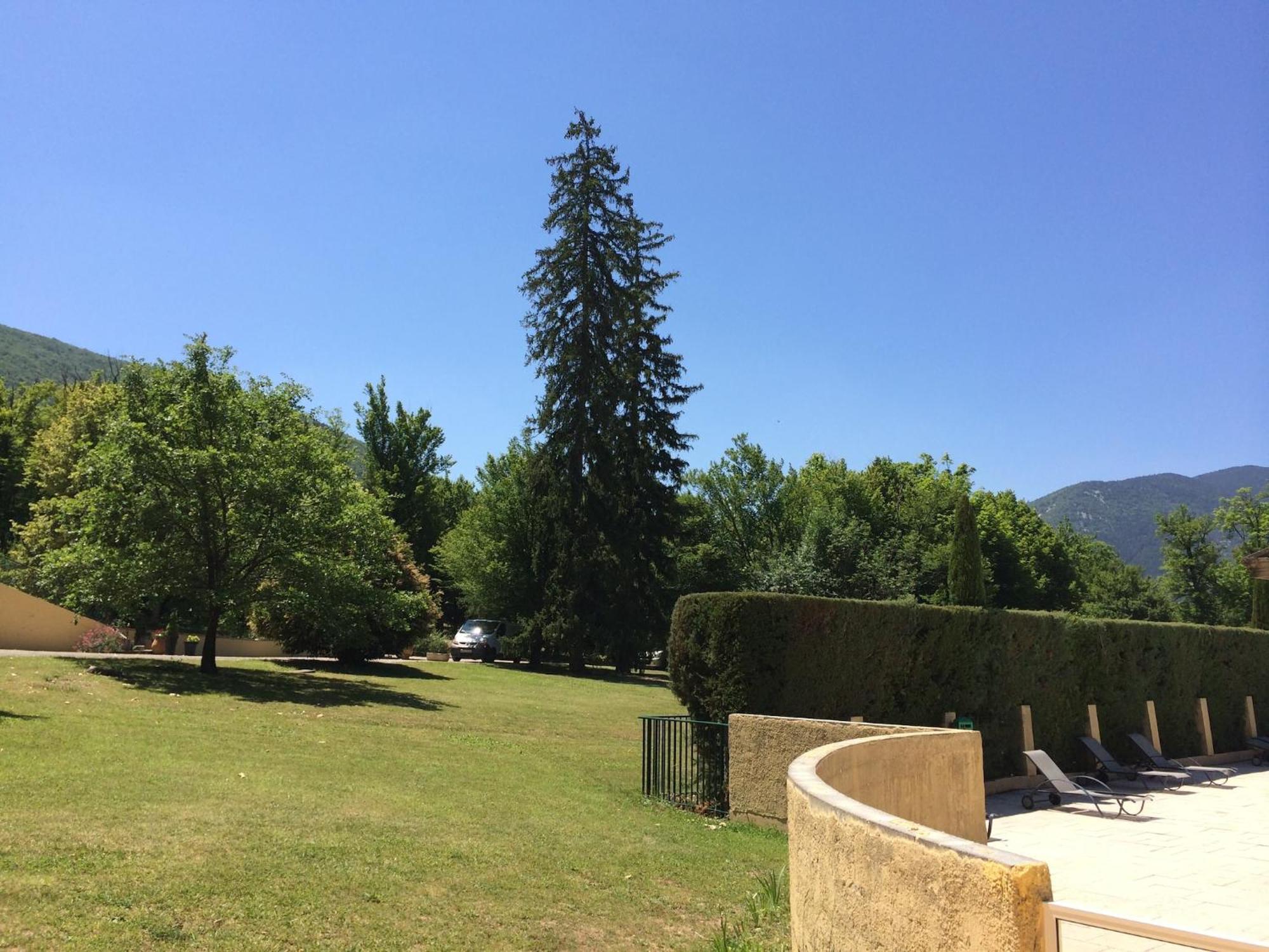 Cozy Apartment With Swimming Pool Terrace Garden Parking Montbrun-les-Bains Exterior foto
